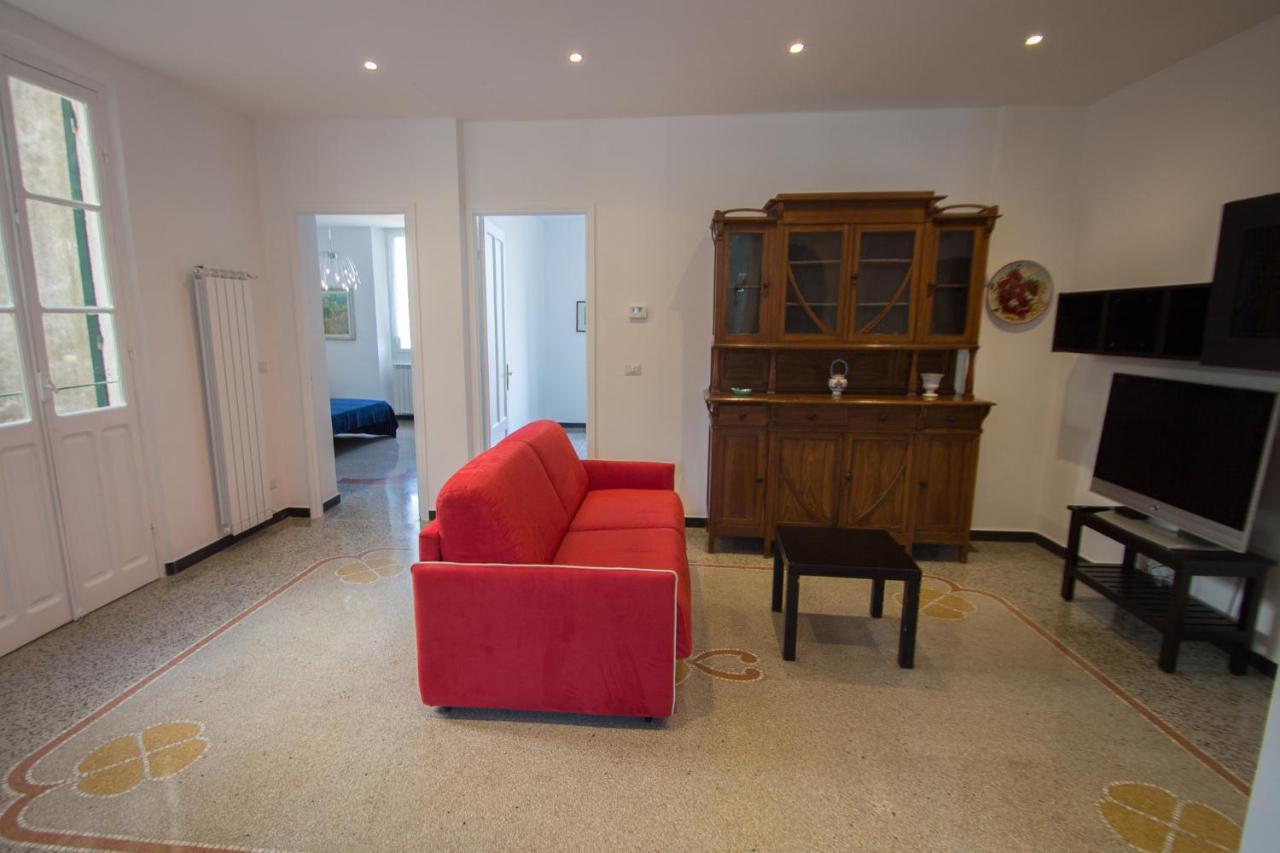 ואראצה Appartamento Di 5 Locali,8 Posti Letto Vista Mare מראה חיצוני תמונה